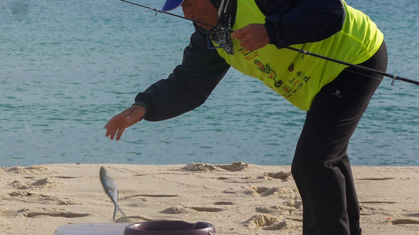 تونس بطلة العالم في.. الصيد بالصنارة تونس بطلة العالم في.. الصيد بالصنارة