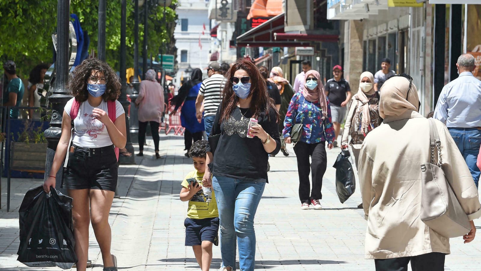 بوقيرة حول استعدادات السلطات لمجابهة موجة الجديدة: “ما فما شي”