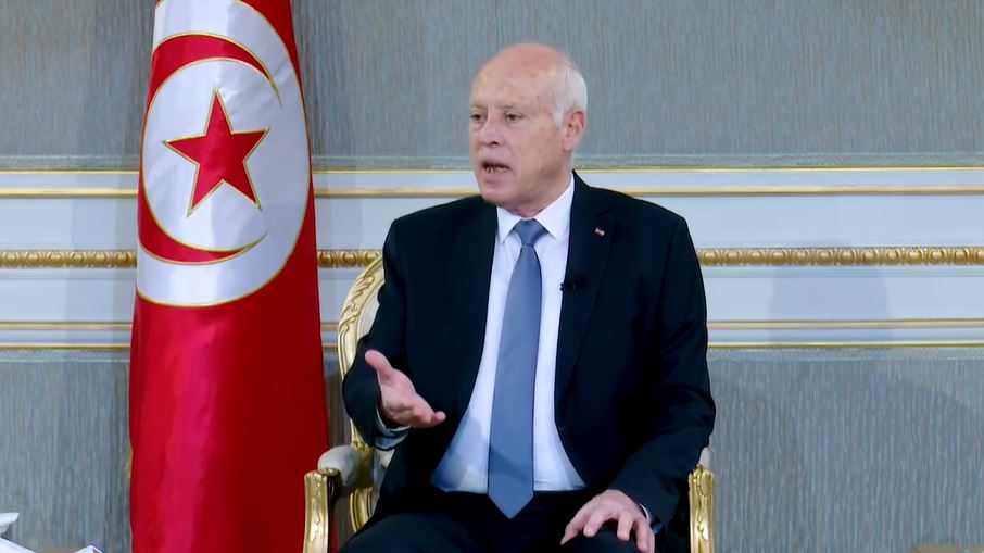 في لقاء مع ممثلين للسلطة القضائية/ سعيّد: القضاء وظيفة وليس سلطة مستقلة