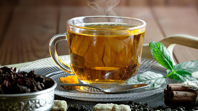 النفط مقابل الشاي