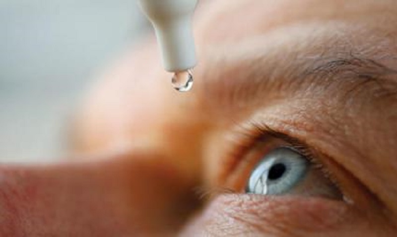 أول قطرة عين في العالم تخلصك من نظارات القراءة أول قطرة عين في العالم تخلصك من نظارات القراءة
