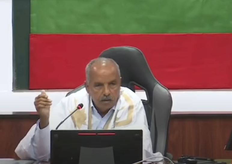 رئيس برلمان يثير جدلا حول الصلاة على النبي (فيديو)