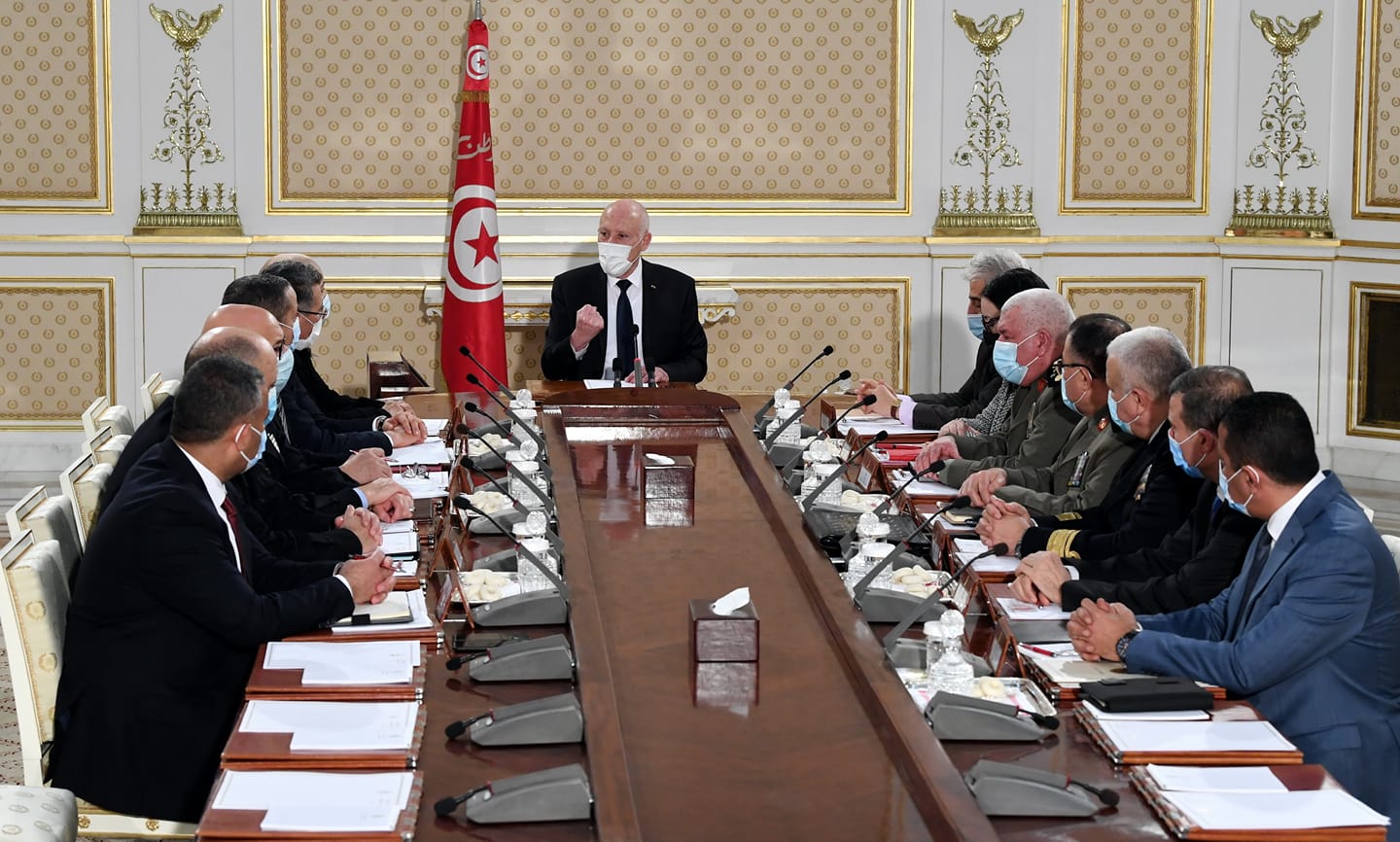 في اجتماع مجلس الأمن القومي/ قيس سعيد يدعو إلى عدم الانسياق وراء الإشاعات (فيديو)