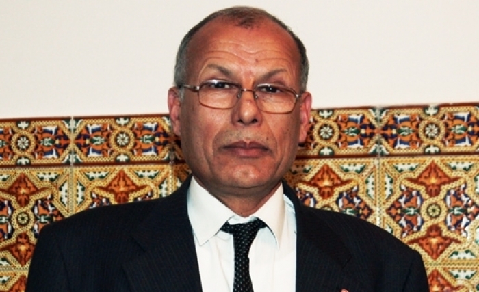 رئيس ديوان محمّد الغنوشي يهاجم برنامج الحقائق الأربع ويتّهمه بـ…