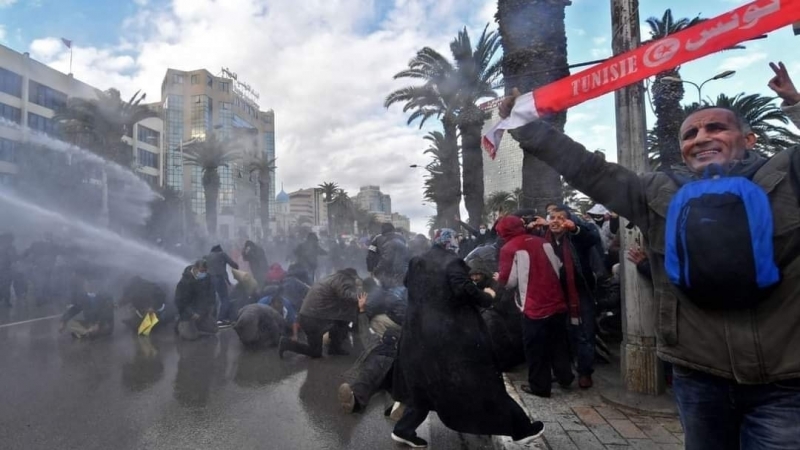 أحداث 14 جانفي/ القضاء يرفض الافراج عن عماد دغيج