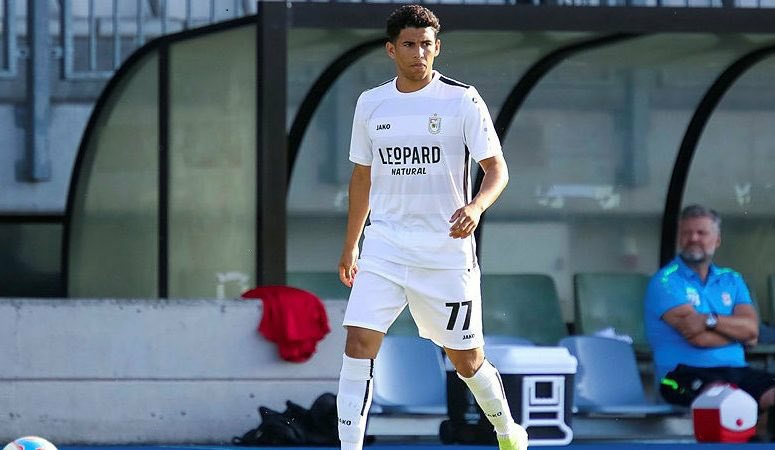 رسميا/ المغربي صابر بوغرين في الترجي لـ 3 مواسم