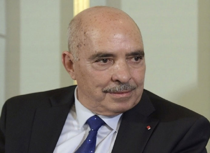 بأمر رئاسي/ إنهاء مهام الموفق الإداري عبد الستار بن موسى بأمر رئاسي/ إنهاء مهام الموفق الإداري عبد الستار بن موسى