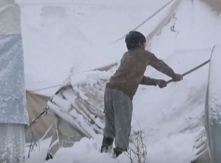 شاهد الفيديو/ عاصفة ثلجية تجتاح هذه الدول العربية