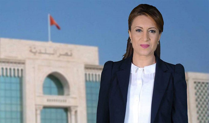 إتهموها بالمحاباة والهرسلة/ سعاد عبد الرّحيم ترد على التجّار المستقلّين