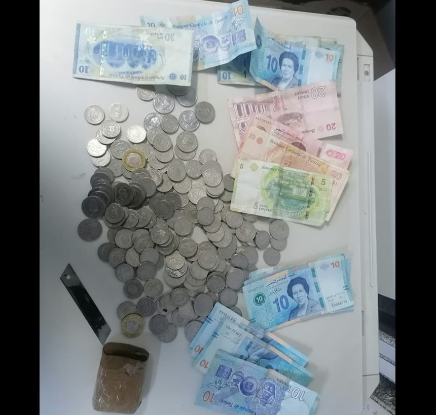 طبربة/ “حماص” يبيع الفواكه الجافة ويروّج الزطلة أيضا!