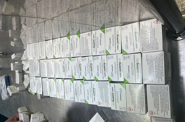 مطار تونس قرطاج/ حجز كمية من البوتكس المهرب