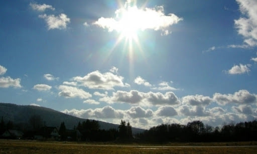 طقس اليوم/ رياح قوية ودواوير رملية في هذه المناطق