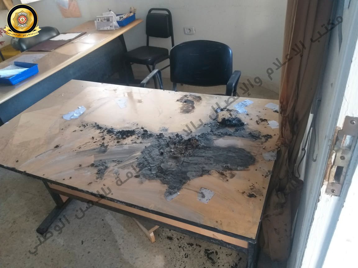 أضرم النار في مؤسسة تربوية/ شاب الـ18 سنة في قبضة الأمن (صور) أضرم النار في مؤسسة تربوية/ شاب الـ18 سنة في قبضة الأمن (صور)