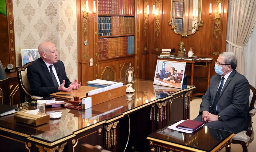 الجرندي يطلع سعيّد على نتائج المشاركة في عدد من الاجتماعات والقمم الاقليمية