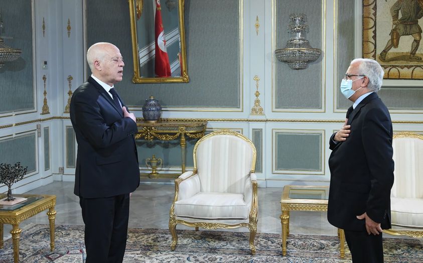 الوضع العام في المنطقة محور لقاء قيس سعيد برئيس مركز جامعة الدول العربية (فيديو)