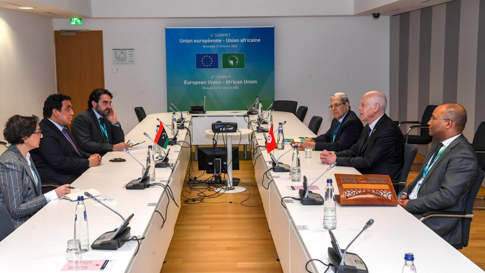 قمة بروكسال/ سعيّد يناقش مع المنفي تدعيم العلاقات التونسية الليبية