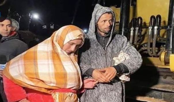 المغرب/ لاعب كرة قدم يهدي منزلا مؤثّثا لعائلة الطفل ريان