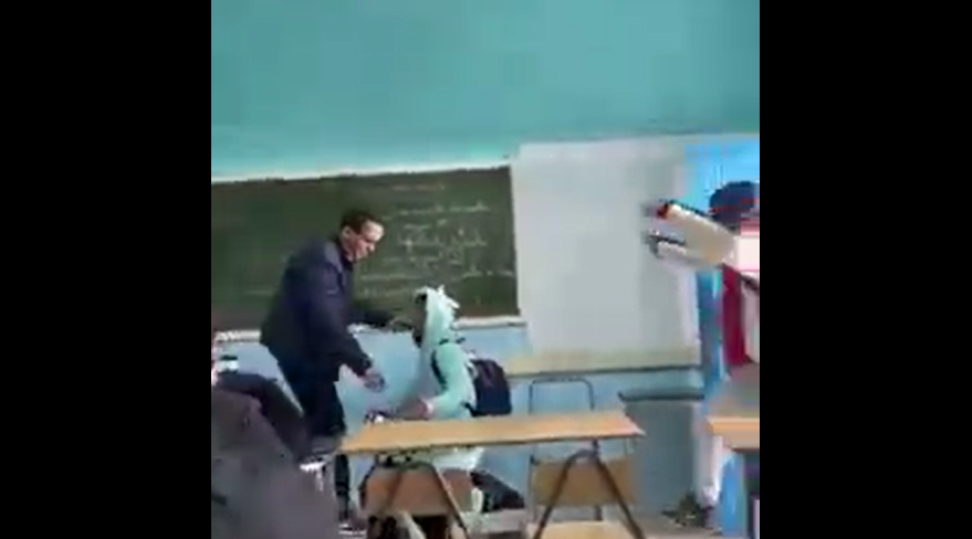 بنزرت/ شغب وتهريج بعد إقتحام 3 شبان لقسم بينما كان الأستاذ يلقي درسه (فيديو)