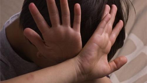 قفصة/ متشدّد ديني عذّب ابنه بالضرب والحرق لهذا السبب