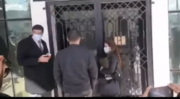 عدل منفذ تعاين غلق مقر المجلس الأعلى للقضاء