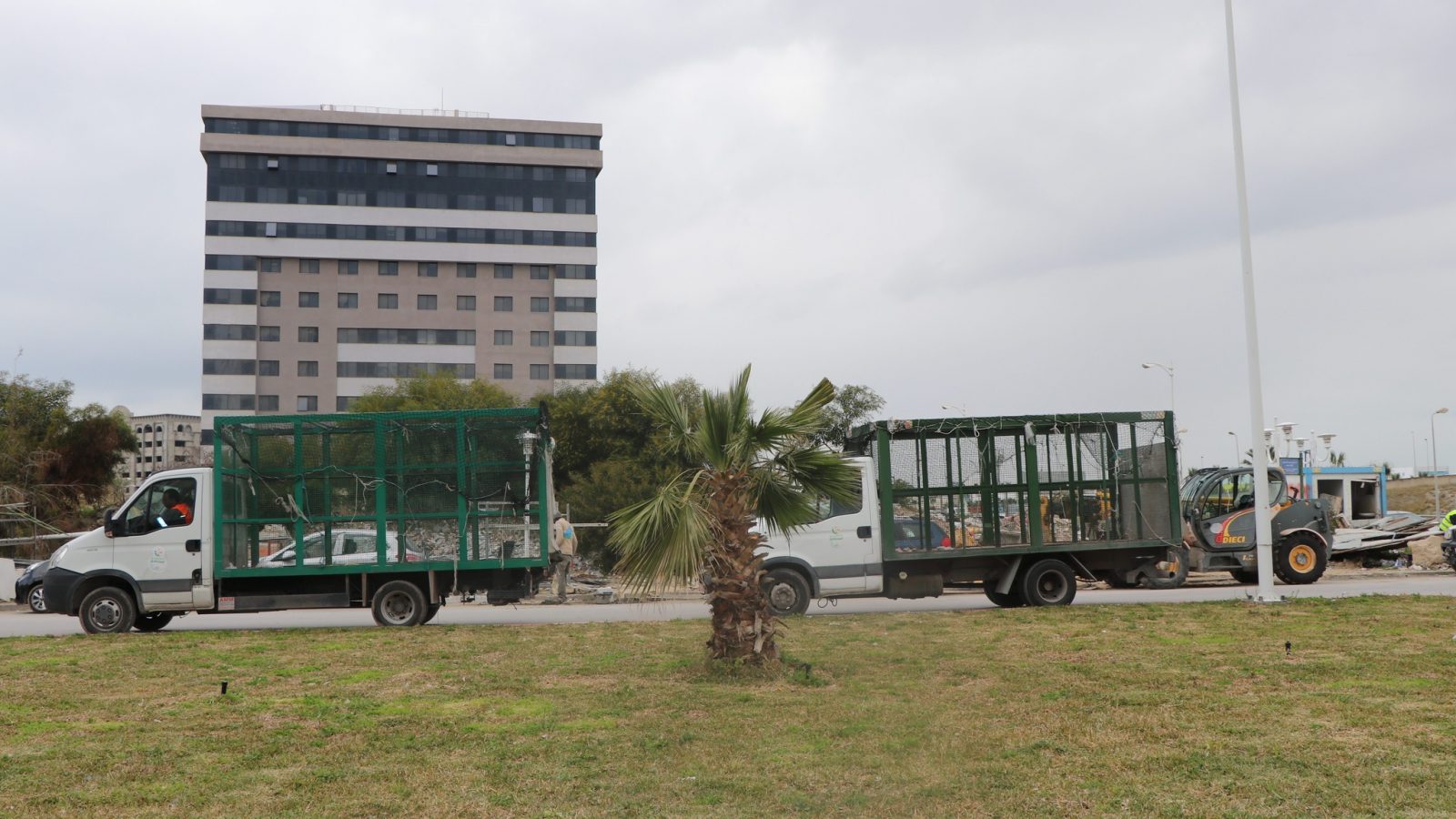 حملات نظافة بكافة مناطق البلاد