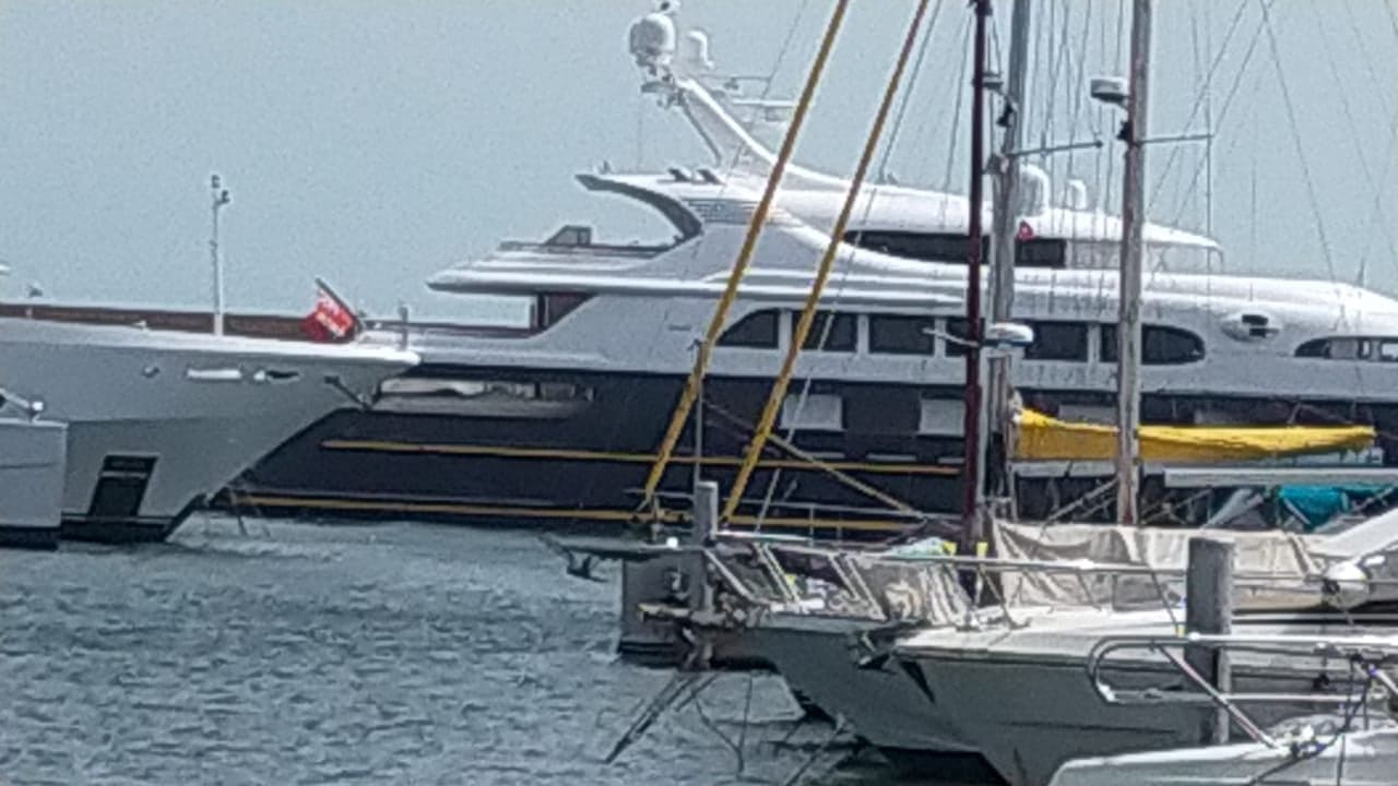 عاجل/ لجوء يخوت فارهة لأثرياء روس إلى موانئنا الترفيهية