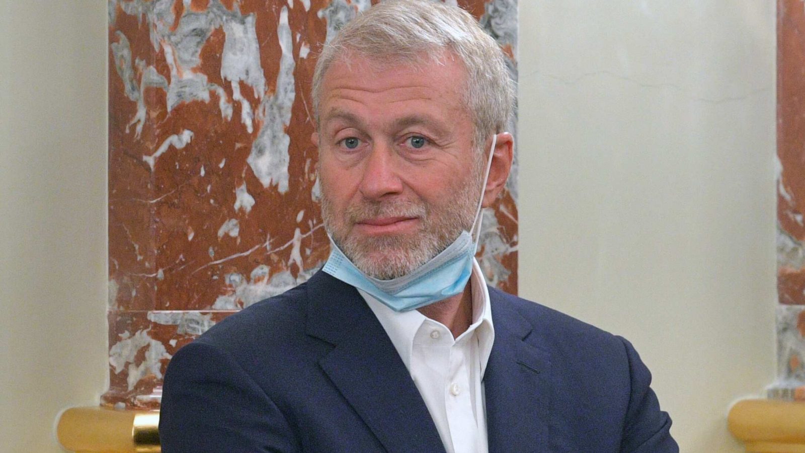 بعد التوسط في الحرب الاوكرانية/ تسمم غريب للميلياردير الروسي أبراموفيتش