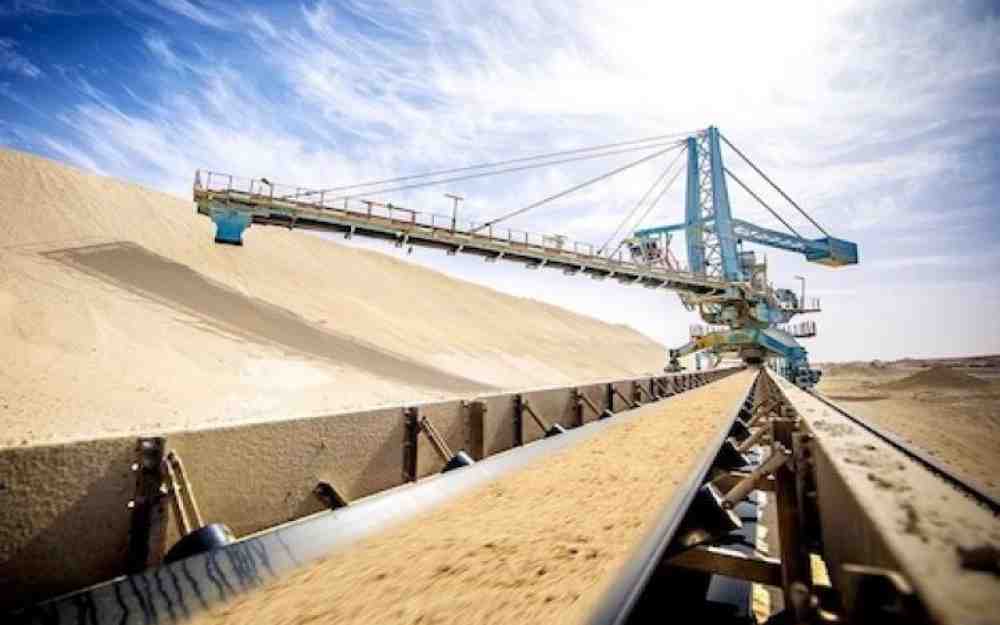 الجزائر تقرر مضاعفة طاقة انتاج الفسفاط
