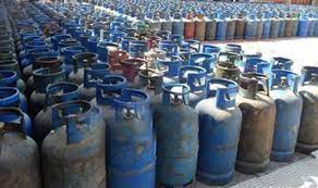 بعد فشل الجلسة مع الوزيرة/ إضراب موزعي الغاز المنزلي مازال قائماً