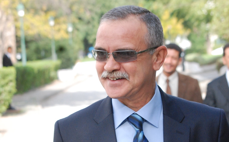 الموت يفجع صلاح الدين الزحاف