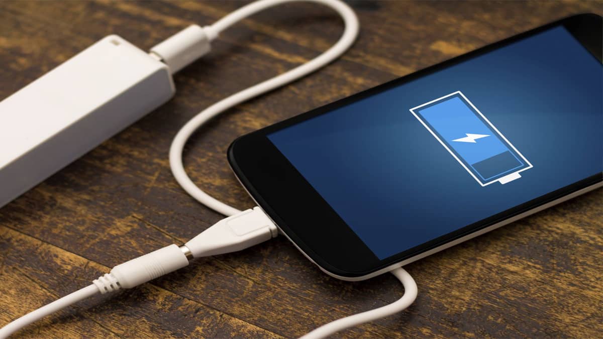 7 أخطاء قد تسبب تلف هاتفك الذكي بشكل مفاجئ اثناء الشحن
