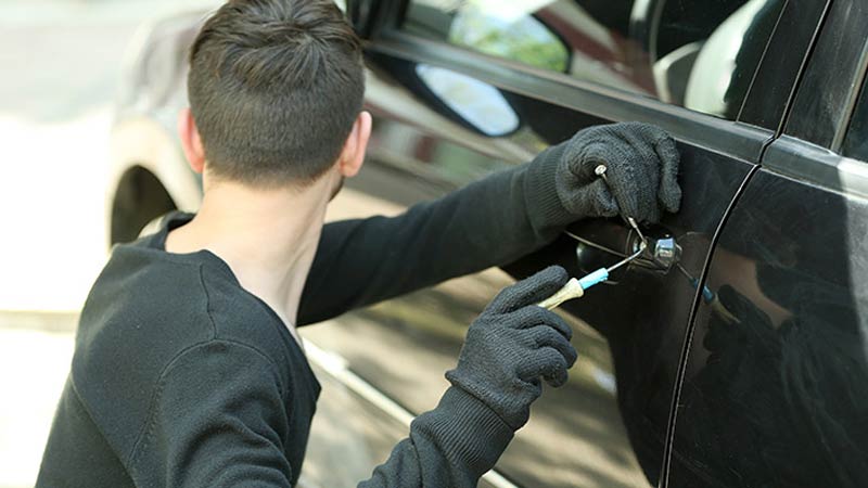 العاصمة/ الإطاحة بعصابة مختصة في سرقة السيارات المعدة للكراء العاصمة/ الإطاحة بعصابة مختصة في سرقة السيارات المعدة للكراء