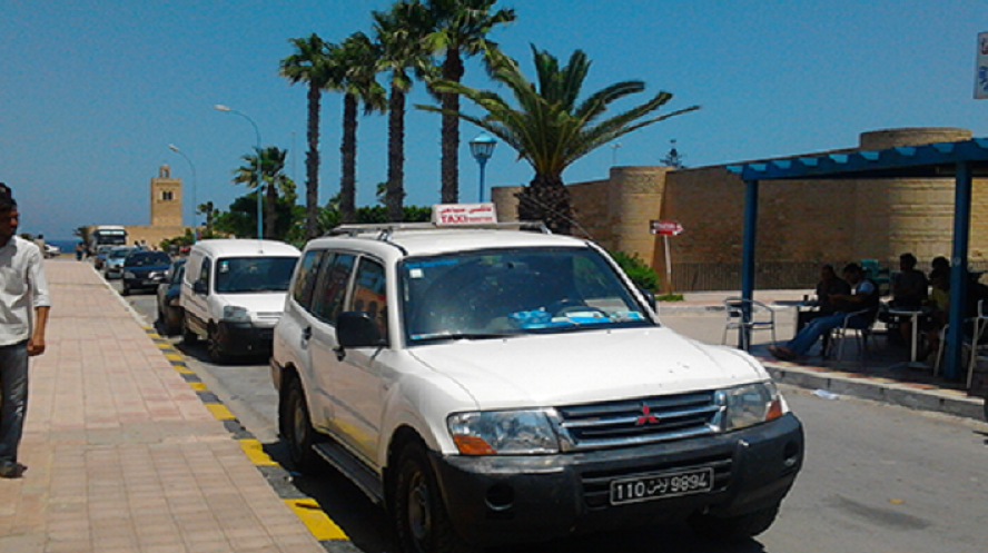 غرفة أصحاب سيارات التاكسي السياحي تستنكر الزيادة في أسعار المحروقات