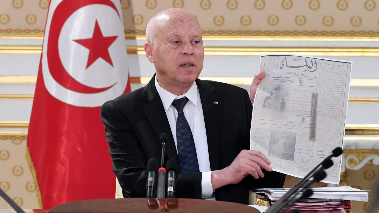 منها مؤسسة فداء/ المصادقة على 12 مرسوم وأمر في مجلس الوزراء (فيديو)