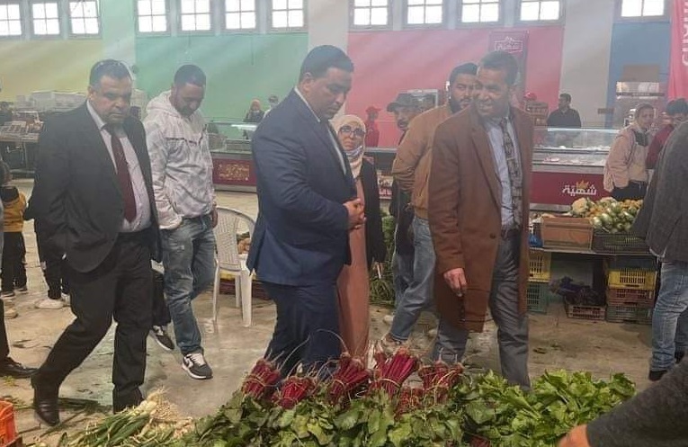 فضيحة/ قاعة رياضة بملايين الدنانير تتحول الى سوق خضر