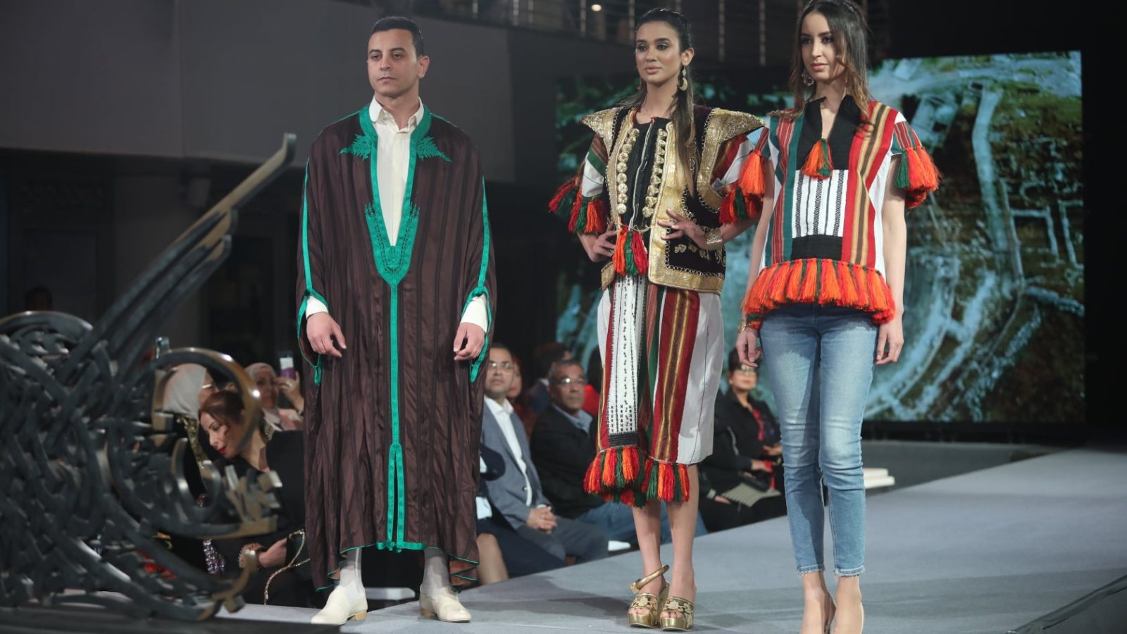 افتتاح شهر التراث بالفيديو والصورة