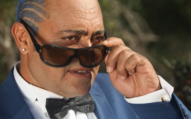 الممثل عاطف بن حسين: نموت بالجوع وما نخدمش مع التلافز الخاصة..