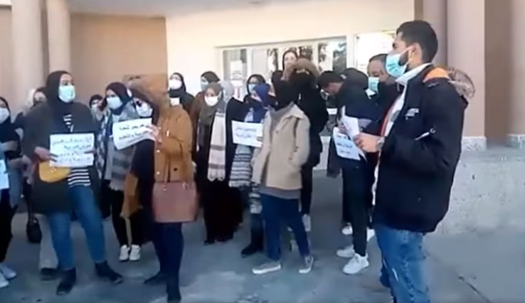 الشروع في صرف أجور خرّيجي علوم التربية