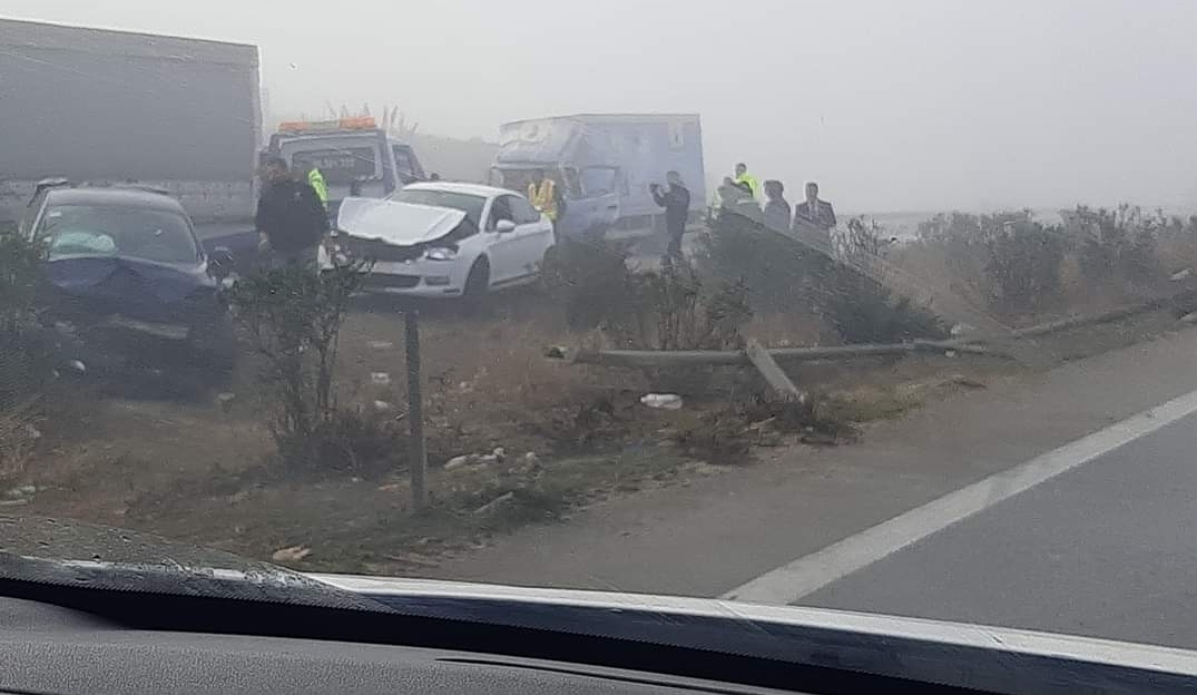 الطريق الشعاعية X/ تصادم بين 9 سيارات وحافلتين وسيارتا نقل جماعي