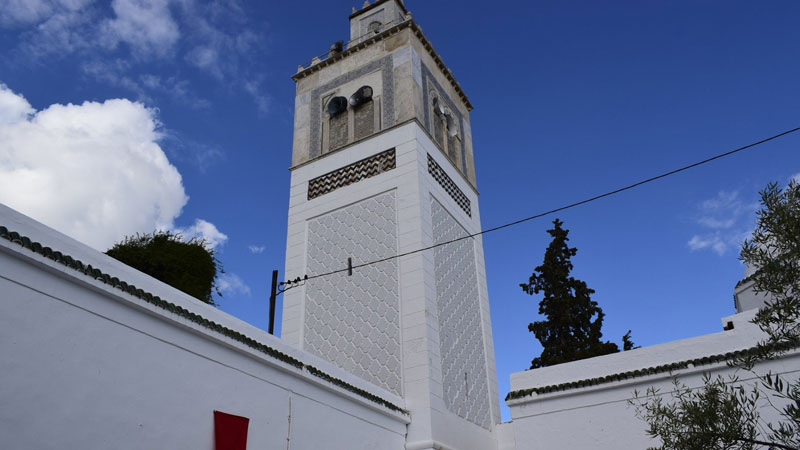 الكاف/ إيقاف إمام جامع عن العمل بسبب فيديو