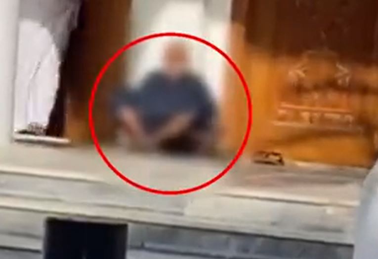 شاهد الفيديو/ ضبط متسول بحوزته ما يعادل 90 ألف دينار