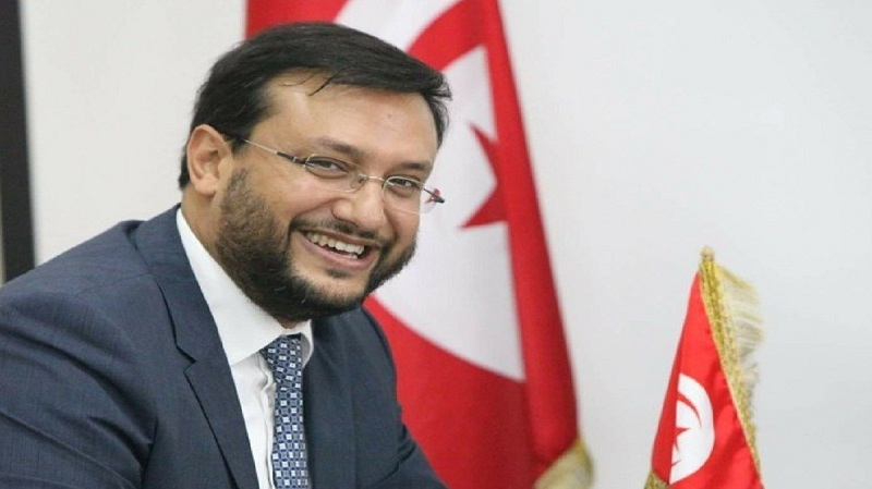 تعليق جارح بقيس سعيّد من نزار الشعري