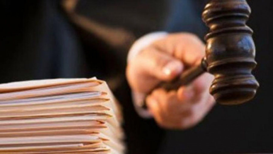 سيدي بوزيد/ إصدار بطاقتي إيداع بالسجن في حق عدل منفّذ