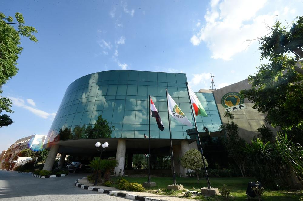 بسبب تدخل حكومتيهما في اتحادي الكرة/ استبعاد كينيا وزيمبابواي من الـ”كان”