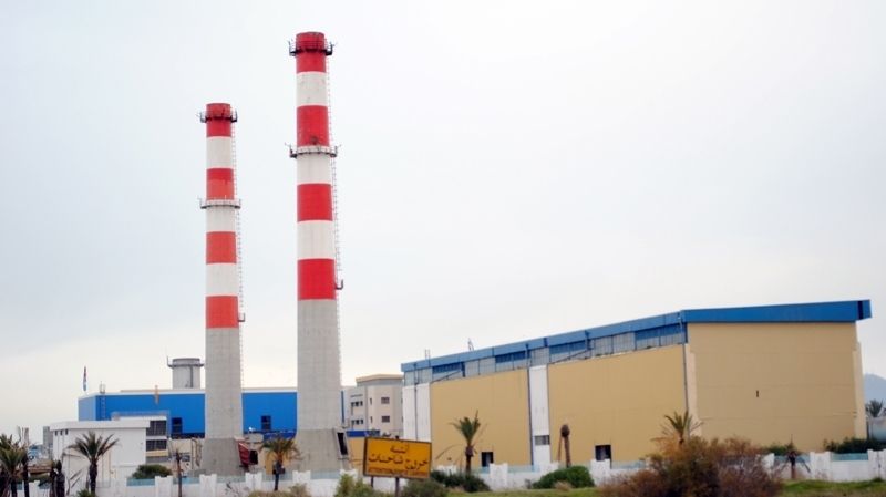 إطارات وأعوان “قرطاج للكهرباء” يعتصمون بمقر المؤسسة