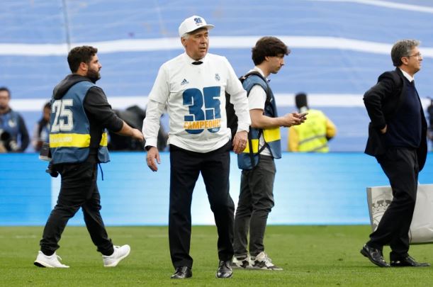 تكريم خاص لأنشيلوتي/ المدرّب الوحيد الذي حقق البطولات الخمس الكبرى تكريم خاص لأنشيلوتي/ المدرّب الوحيد الذي حقق البطولات الخمس الكبرى