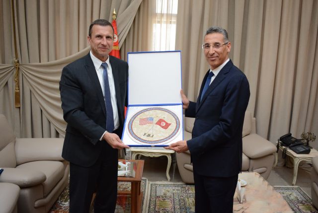 مساعد مدير الـFBI: مستعدون لمزيد دعم تونس في مكافحة الإرهاب والجريمة المنظمة