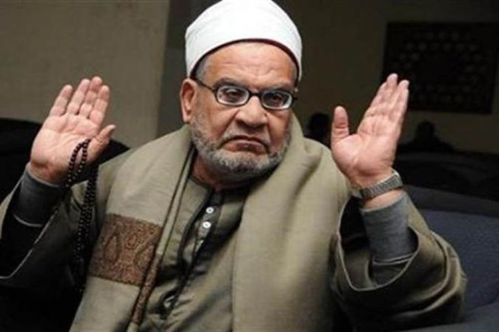 شاهد/ شيخ بالأزهر يطالب المرأة بإعانة زوجها على الزواج بأخرى بدلًا من ارتكابه الفاحشة