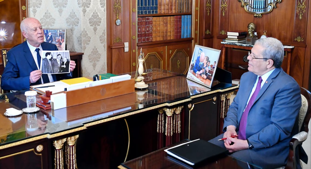 سالم لبيض يصحّح: الصورة التي عرضها قيس سعيد ليست من مؤتمر باندونغ