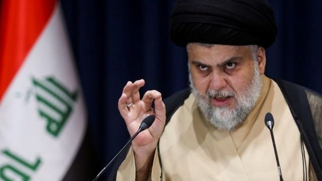 مقتدى الصدر ينسحب من السياسة بسبب “الفاسدين”